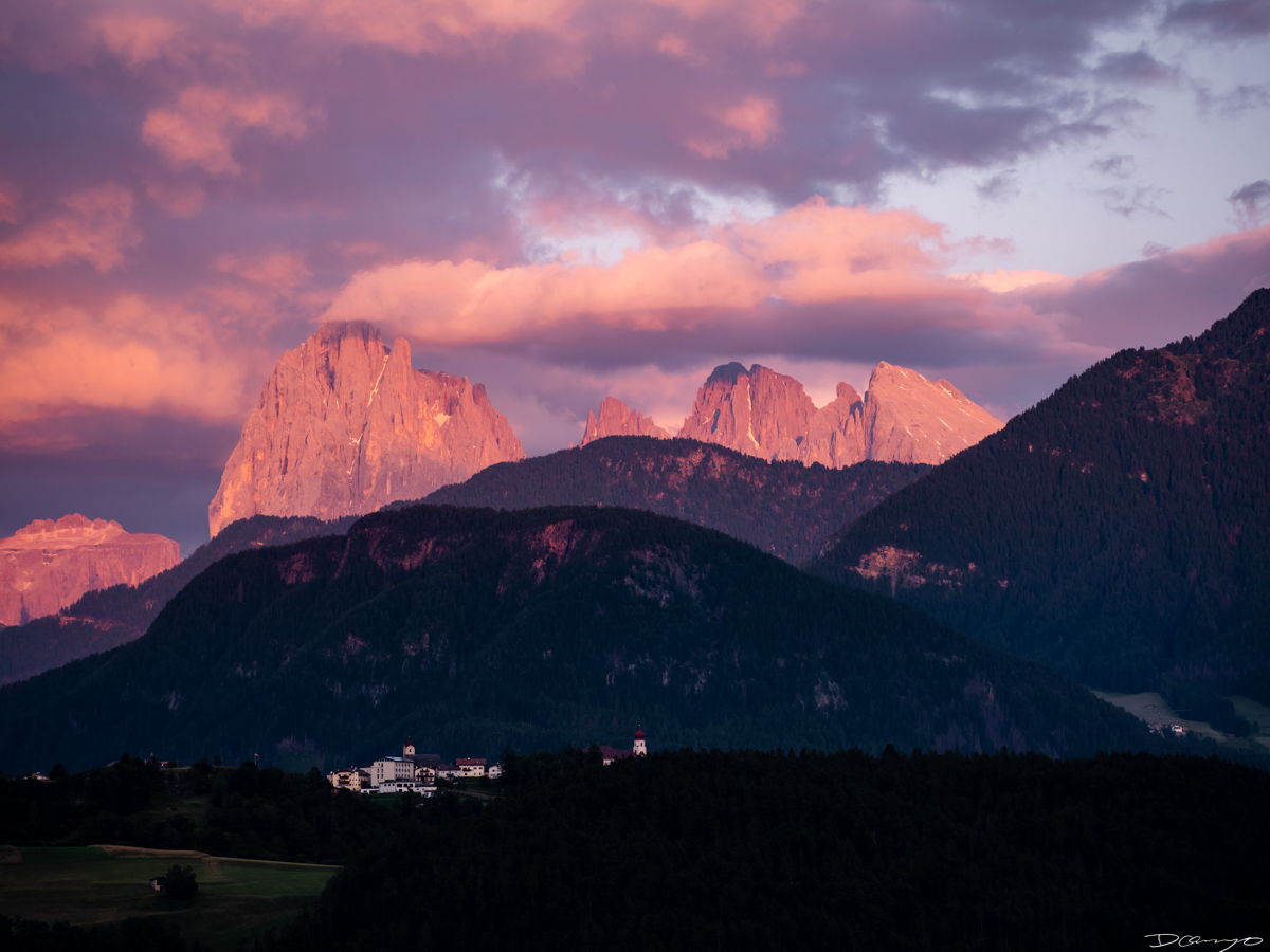 Photos from a trip through Italy in Summer of 2023. Locations include Rome, Florence, Tuscany, Castello di Bossi in Chianti, Siena, San Gimignano, Sirmione on Lake Garda, Bologna, Gudon, Italian Dolomites, Seceda, Cadini di Misurina, and Venice.